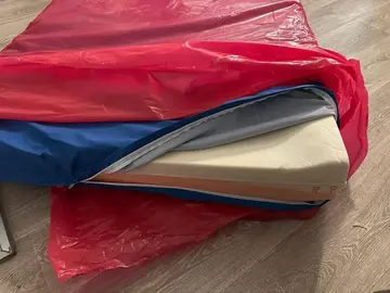 Matelas neuf 1 place
