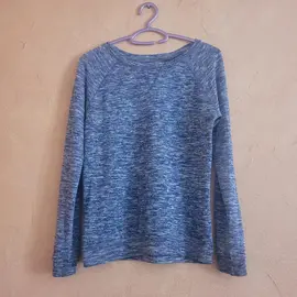 Petit pull léger taille M
