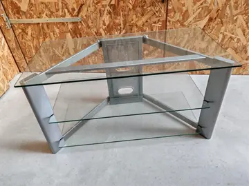 table de télévision en verre