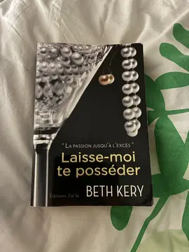 roman laisse moi te posséder