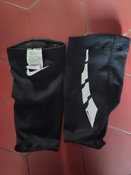 chaussettes protège tibias