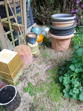 donne pots fleurs. toutes tailles toutes matières