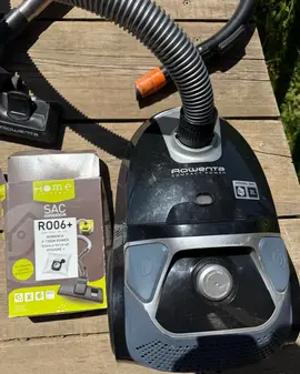 aspirateur Rowenta, modèle compact, Power fonctionne.
