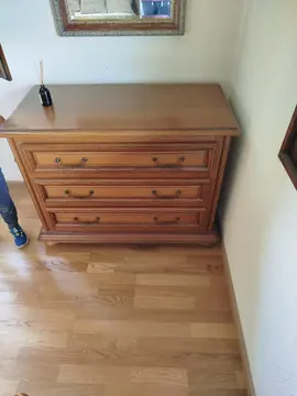 bonjour je donne une chambre en bon état