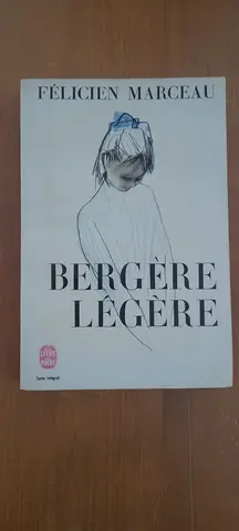 Livre : Bergère légère