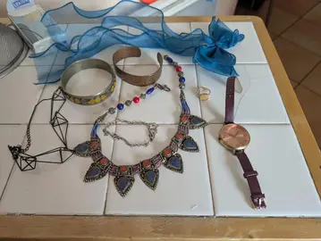 Bijoux divers