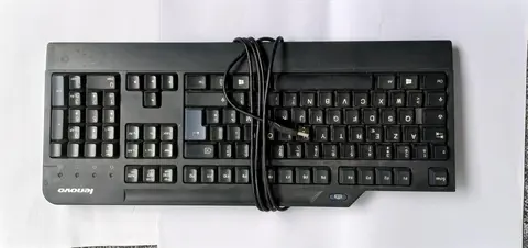 [Pour Ayouba94] Clavier filaire usb