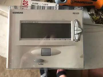 REV23 Thermostat d'ambiance électronique SIEMENS