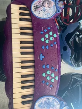 petit piano à piles