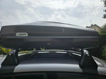 Coffre de toit de voiture