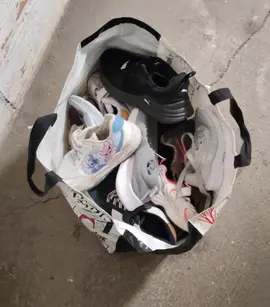 Sac de chaussures (26 à 36 env)