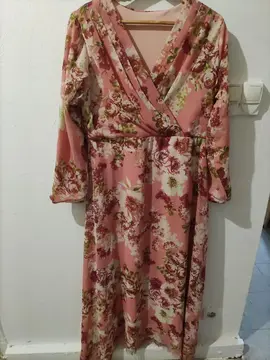 longue robe été à fleurs.