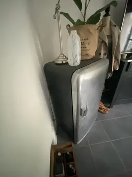 ancien frigo pour déco