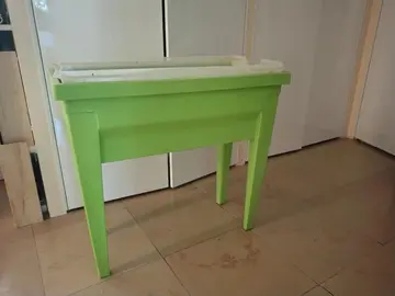 table jardinière