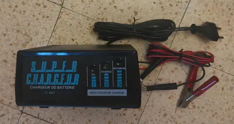 Petit chargeur de batterie