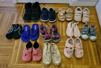 Chaussure enfants taille 22 a 24