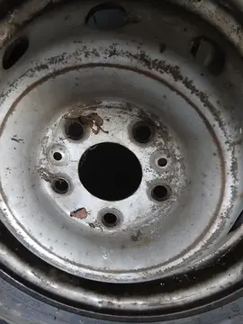 roue 5 trous idéal pour roue de secours