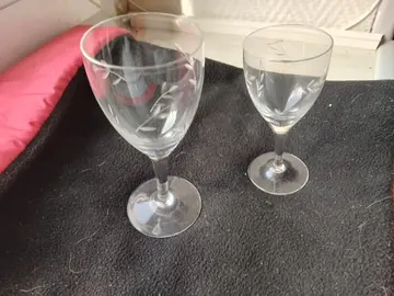 Lot de verres à pied