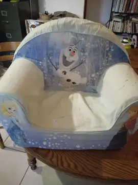fauteuil en mousse reine des neiges
