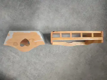 petites panières en bois a peindre car abîmées au niveau revêtement.