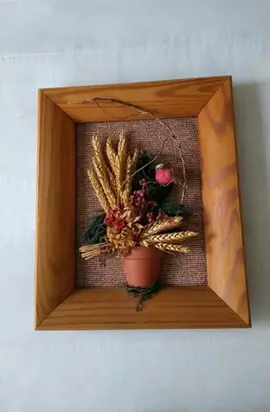 Cadre en fleurs séchées