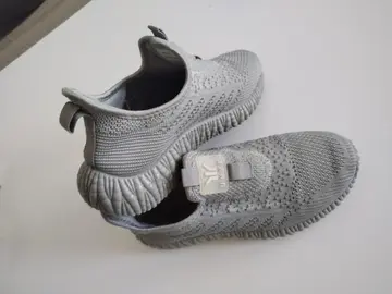 Basket taille 37