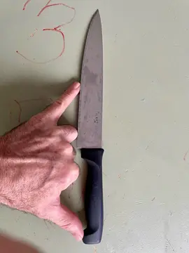 Couteau de cuisine à dents