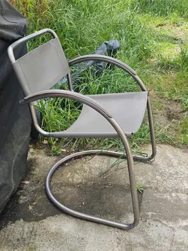 Fauteuil cuir et alu