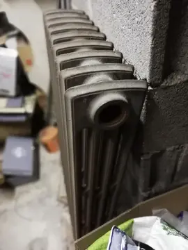 Radiateur chauffage en fonte hauteur 90cm, largeur 55cm