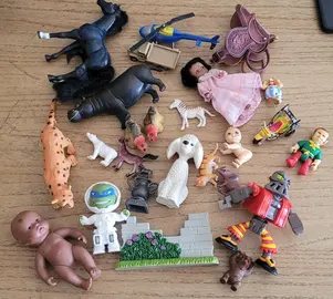 petit lot de jouets