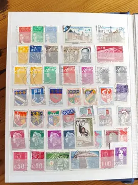2 pages timbres de France 4/05
