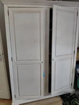 Armoire