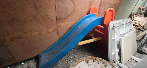 toboggan en plastique pour enfants