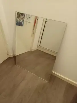 Miroir 3 accroches prépercées
