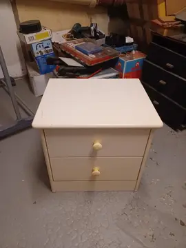 Table de chevet en bois