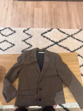 veste et pull en laine Zara