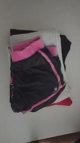 Lots de vêtements 10-11 ans