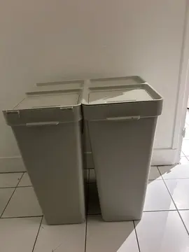 2 poubelles IKEA