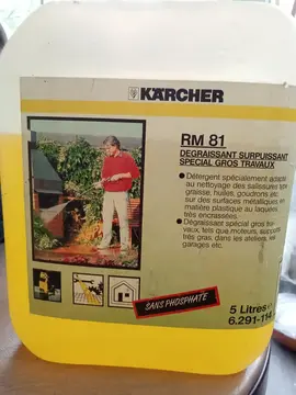 Bidon entamé produit Karcher nettoyant