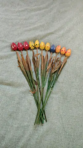 tulipes en bois