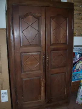 armoire louis XIII bois massif
