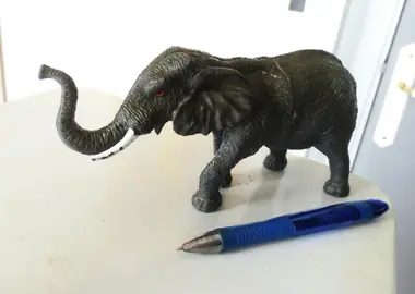 FIGURINE ELEPHANT AFRIQUE 2