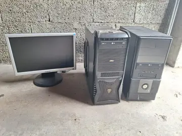 Lot de PC et Ecran