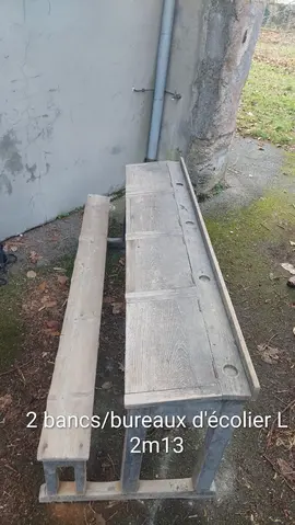 2 bancs / bureaux / pupitres d'école ancien