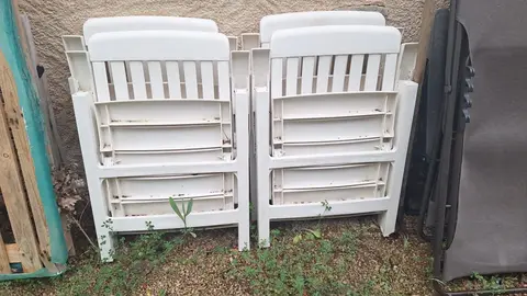 4 chaises