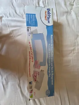 barrière pour glisser sous le matelas pour enfant