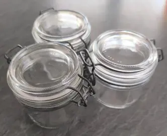 3 bocaux en verre