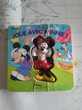 Livre Minnie, bon état.