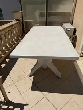 table jardin résine