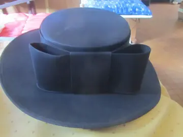 chapeau noir